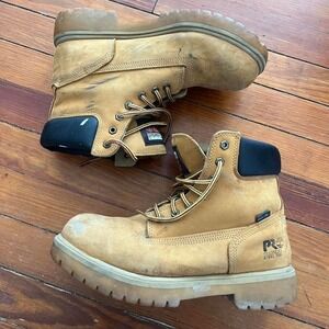 Timberland classic Boots size 10